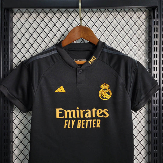 Kit Infantil Real Madrid ll 202324
