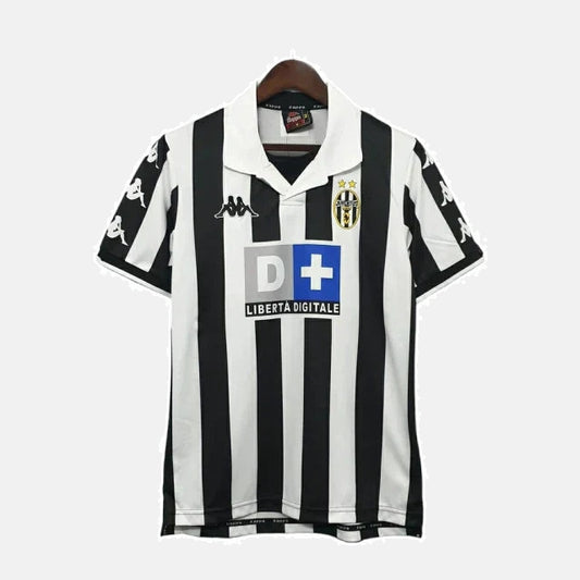 Camisa Juventus Retrô 2011/2012 Preta e Branca - Nike
