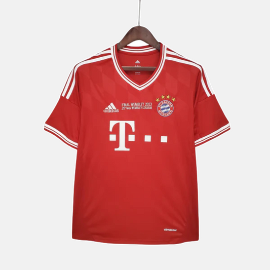 Camisa Retrô Bayern de Munique 2013/14 Home Champions League Edition